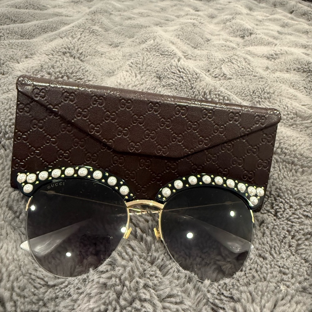 Gucci Black and Gold Pearl  cat eye Sunglasses
